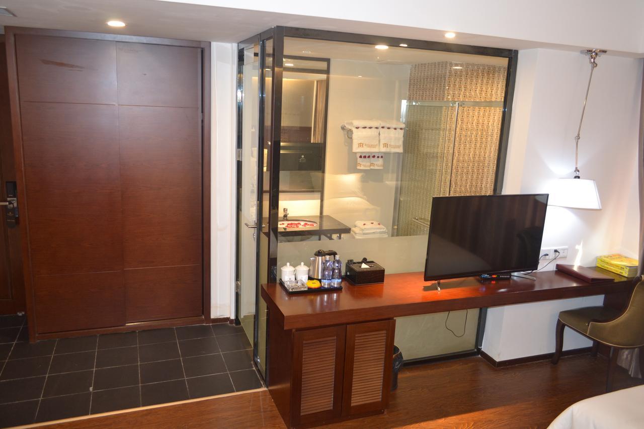 Royal Holiday Hotel Yangon Exterior foto