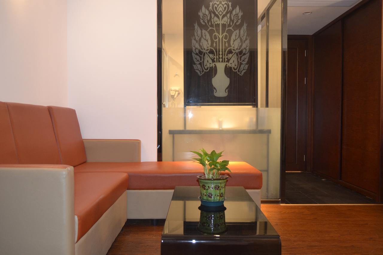 Royal Holiday Hotel Yangon Exterior foto